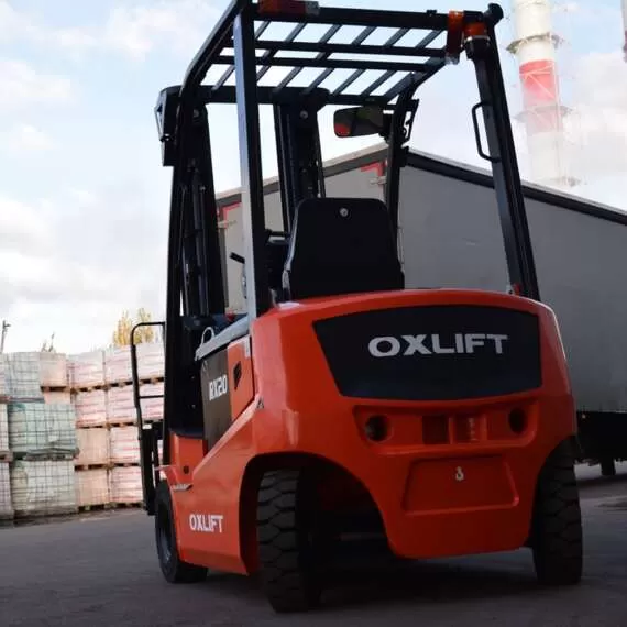 OXLIFT RX 1650 5 М 1600 кг Электрический погрузчик в Уфе купить по выгодной цене 100kwatt.ru