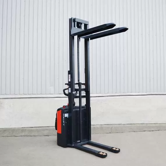 OXLIFT BX 1536E 1500 кг 3600 мм Самоходный штабелер с платформой для оператора в Уфе купить по выгодной цене 100kwatt.ru