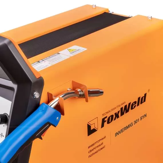 FoxWeld INVERMIG 301 SYN Сварочный полуавтомат в Уфе, Напряжение: 380 В, Максимальный ток сварки/резки: 300 А купить по выгодной цене 100kwatt.ru